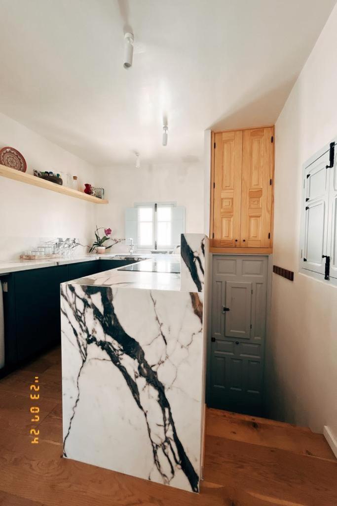 Apartamento Casa Perla Blanca - A Hidden Gem In The Old Town Tarifa Exterior foto
